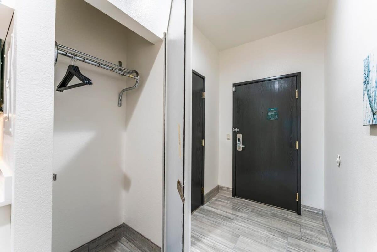 Tempe Studio Apartment Two Full Size Beds Exterior foto